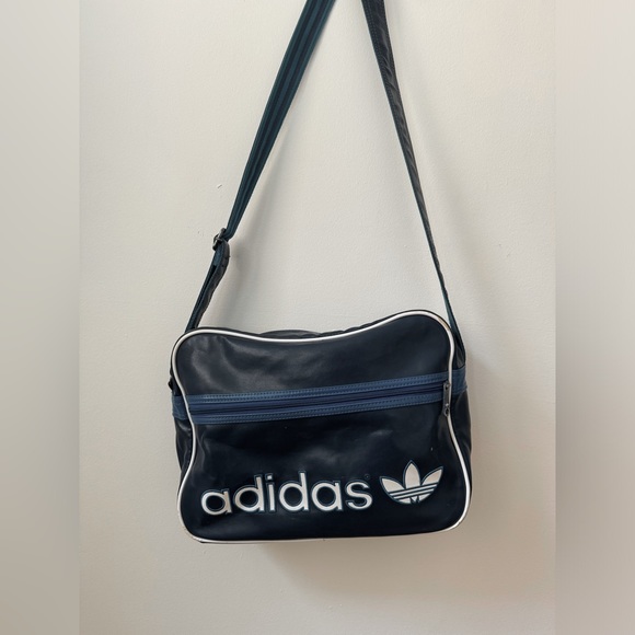 adidas Other - Adidas 90’s Messenger Bag